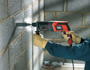 force d'impact du marteau