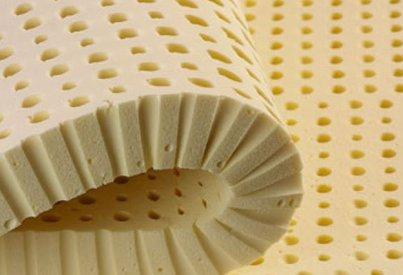 I migliori riempitivi per divani nel 2026