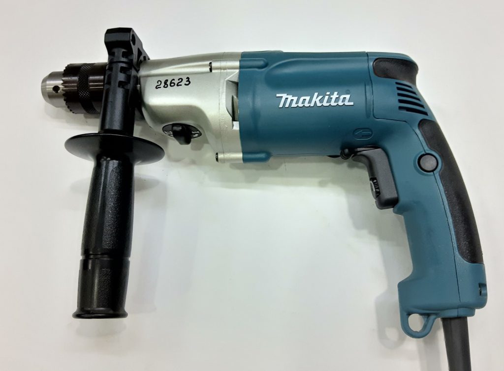 Darbeli matkap Makita DP4010